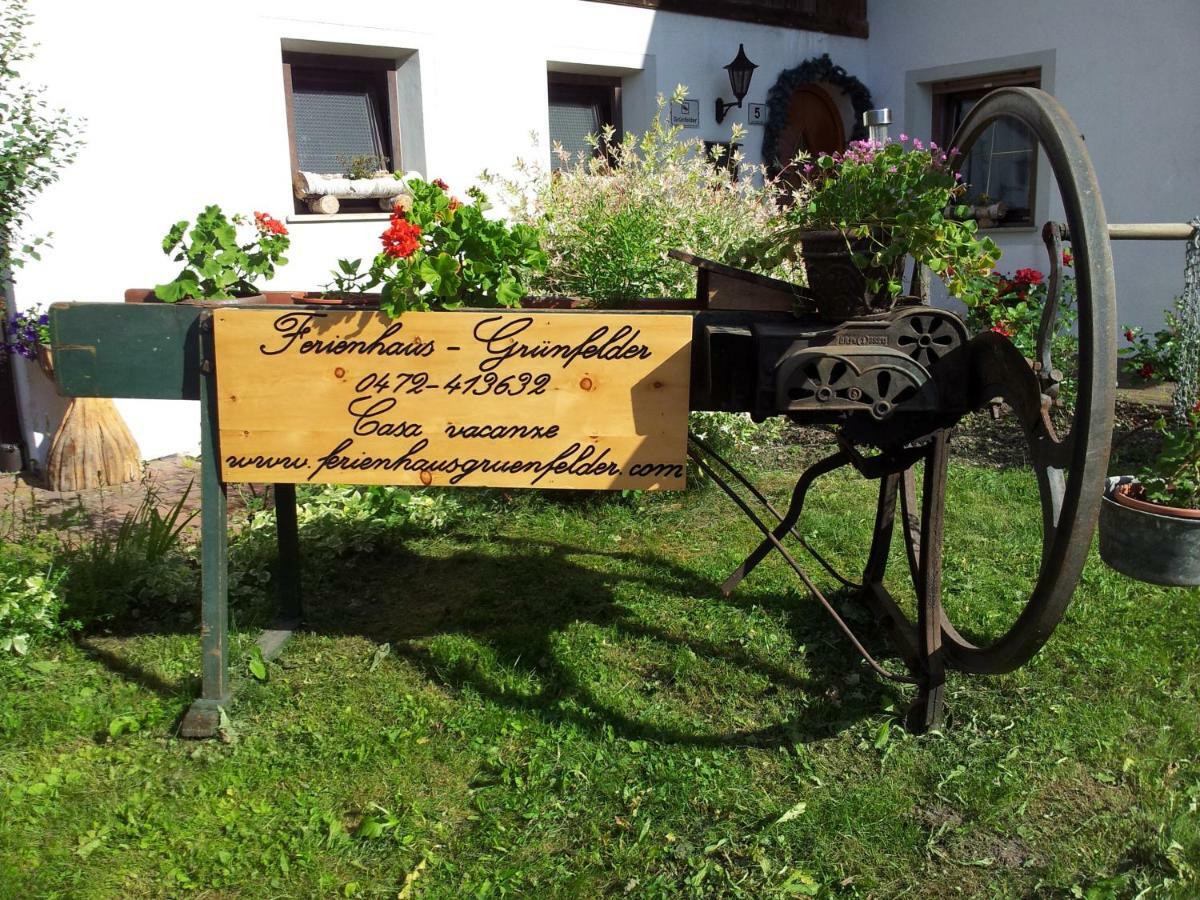 Ferienhaus-Gruenfelder Luson Exteriör bild